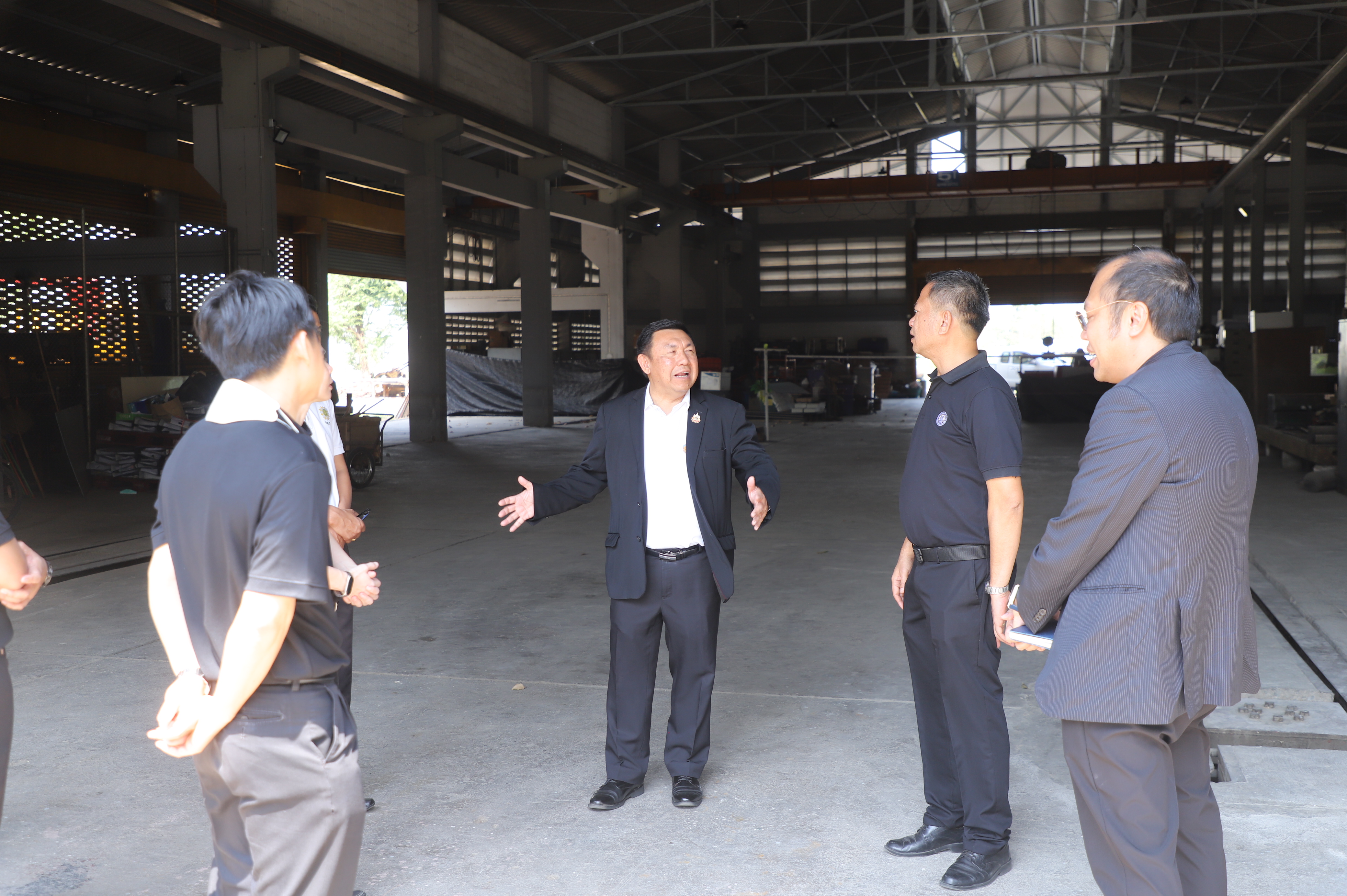 title - เลขาฯ ส.ป.ก. ลงพื้นที่เตรียมความพร้อม กรณีย้ายสถานที่ทำงานของบุคลากร ส.ป.ก.ประดิพัทธ์ เนื่องจากปรับปรุงอาคารสถานที่ (ชั่วคราว)